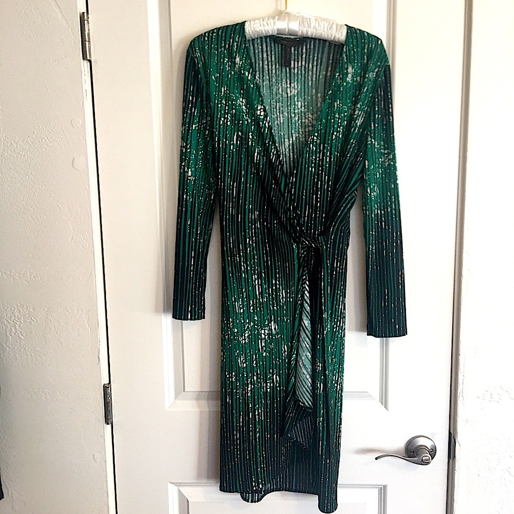 BCBG Max Azria Wrap Dress (M)
